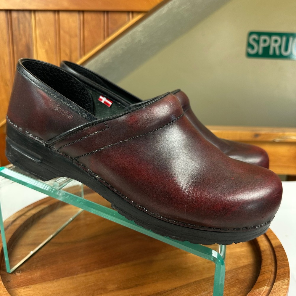 Sanita Original Danish Clogs Bordeaux Red Leather Professional Shoes Sz 44